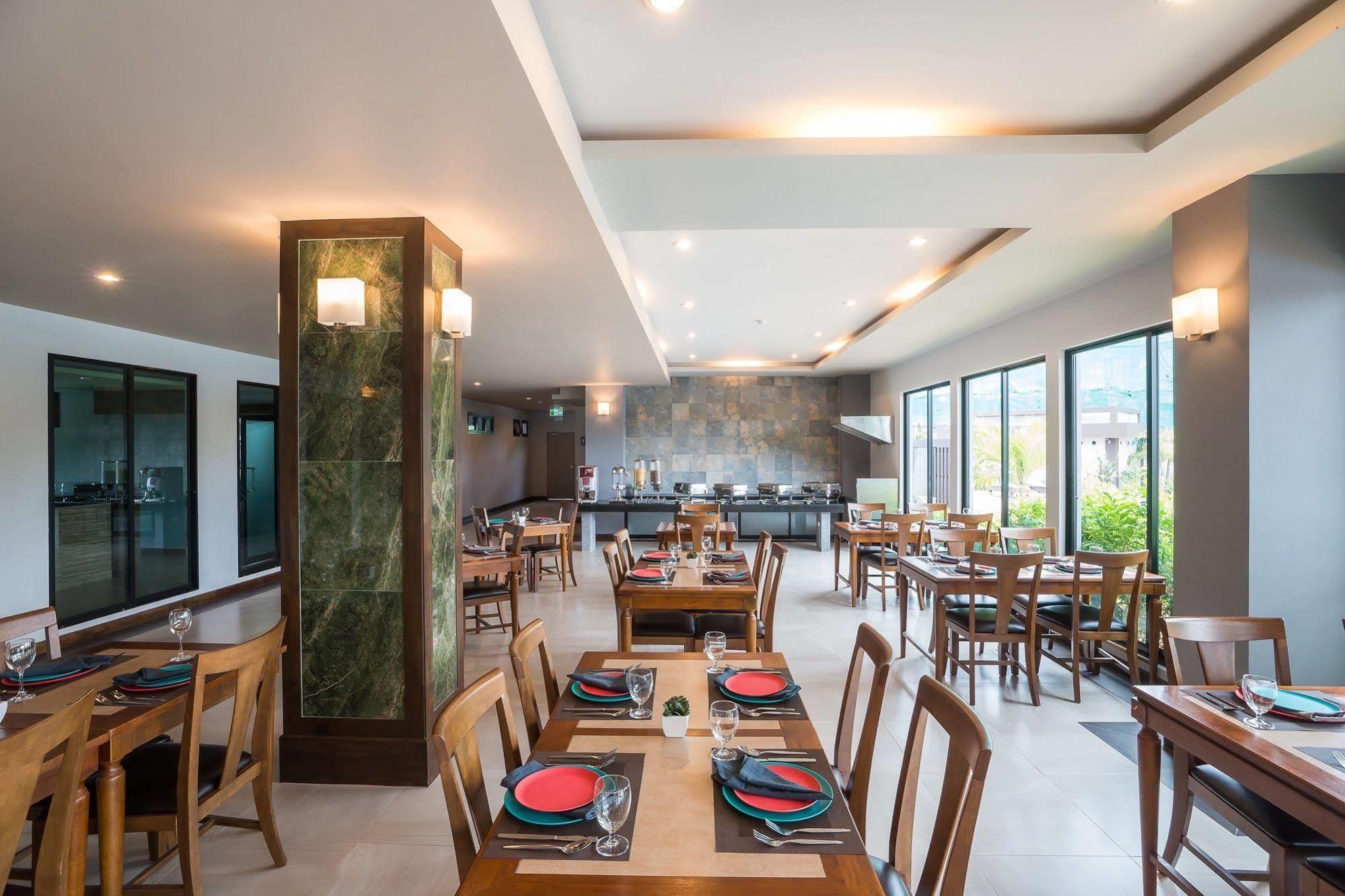 Savotel Na Chom Thian Extérieur photo